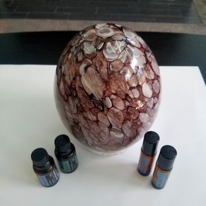 Diffuser and Essential Oils